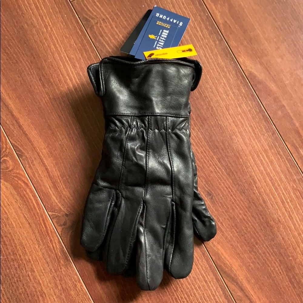 NWT Gloves